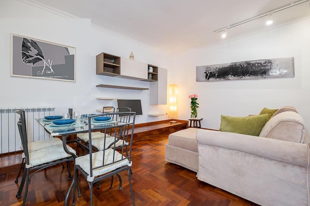Apartment Ht M&n Bilo Colosseo Rom